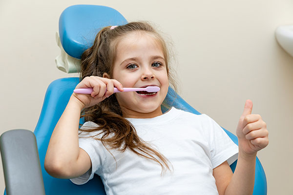 The Importance Of Regular Check Ups With A Family Dentist For Every Age